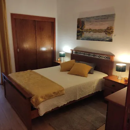 Apartamento Vieira 1 *